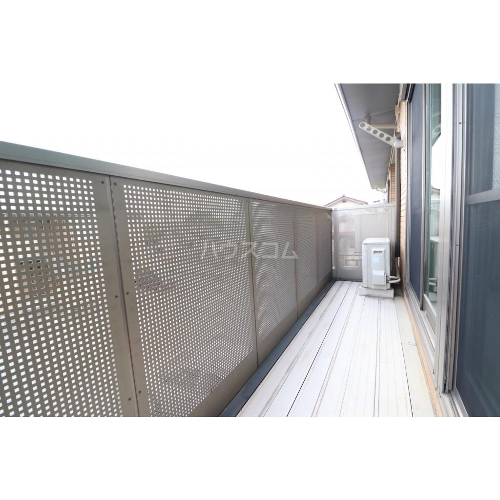 15/22 バルコニー