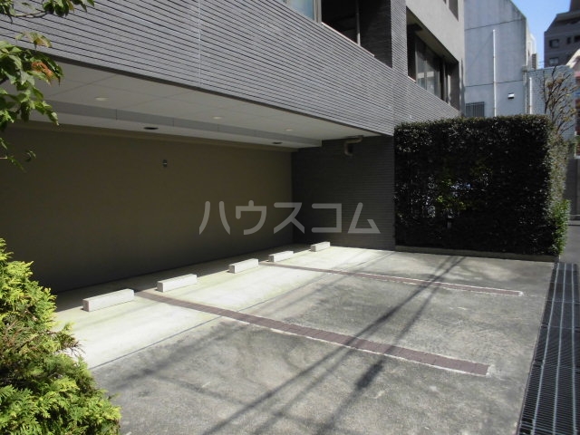 21/30 駐車場