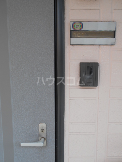 21/28 エントランス