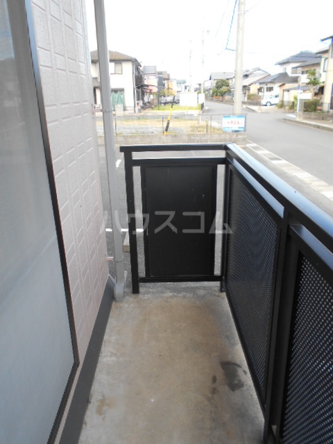 18/28 バルコニー