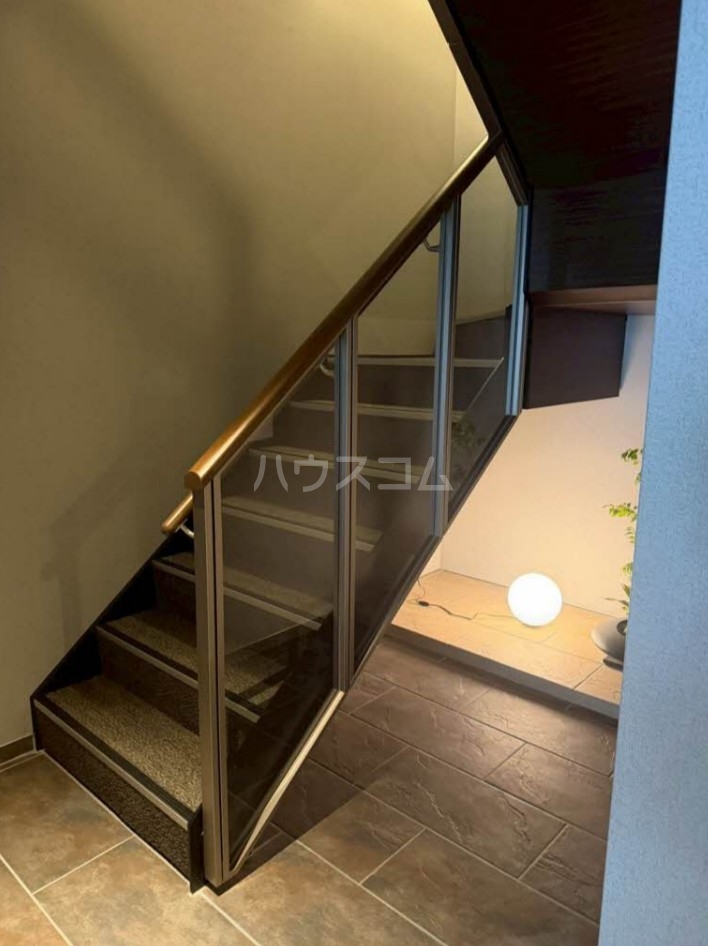 15/25 エントランス