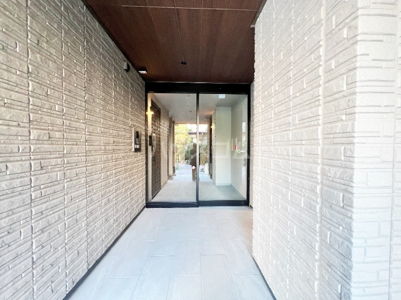 2/11 エントランス