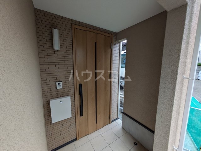 13/30 玄関