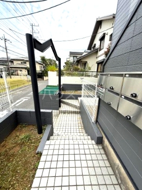 16/18 エントランス