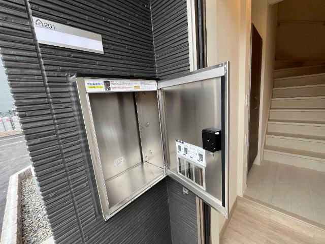 22/30 エントランス