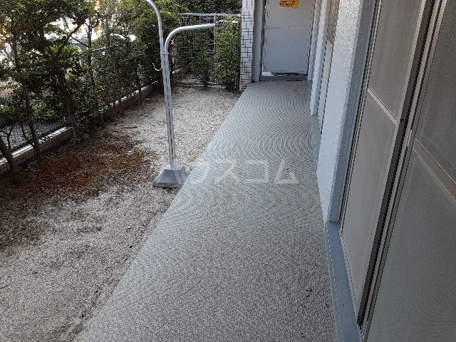 21/30 バルコニー