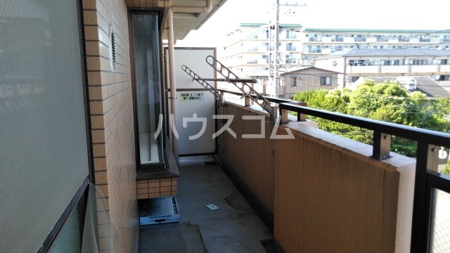 13/27 バルコニー