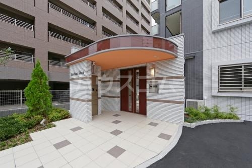 14/20 エントランス