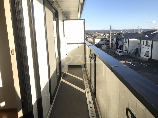 20/30 バルコニー