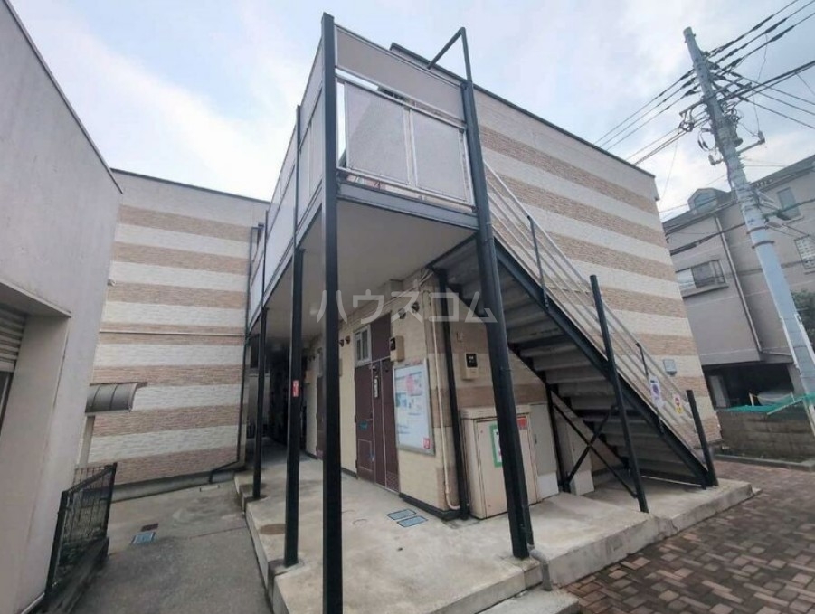 17/21 エントランス