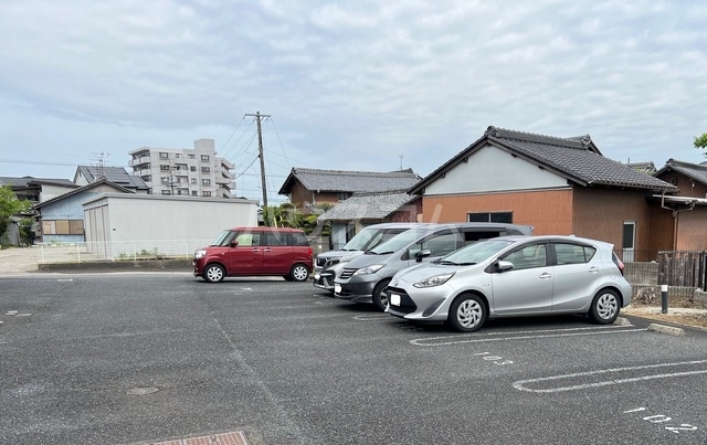 2/8 駐車場