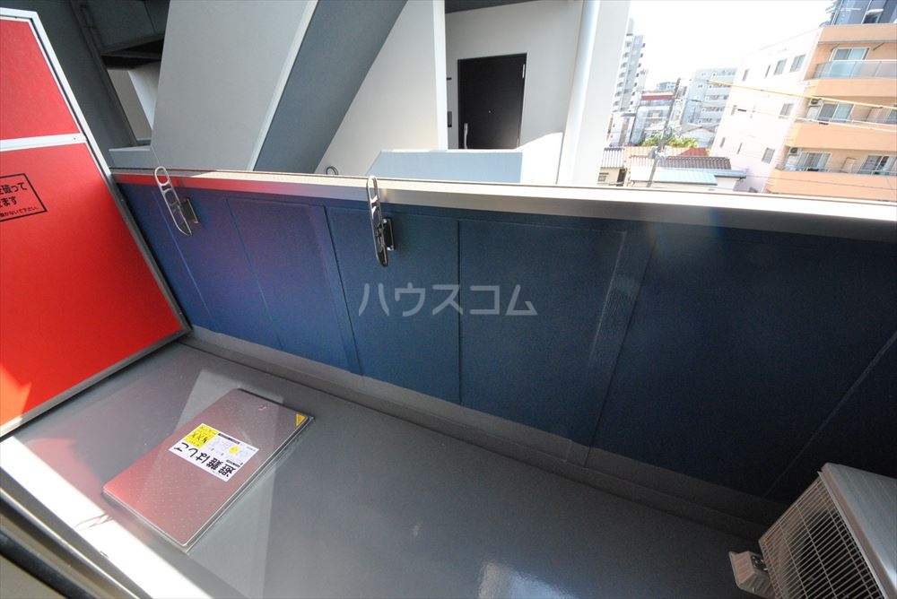 17/30 バルコニー