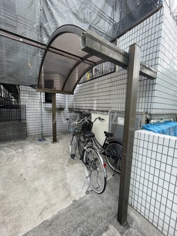 19/20 エントランス