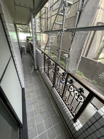 13/20 バルコニー