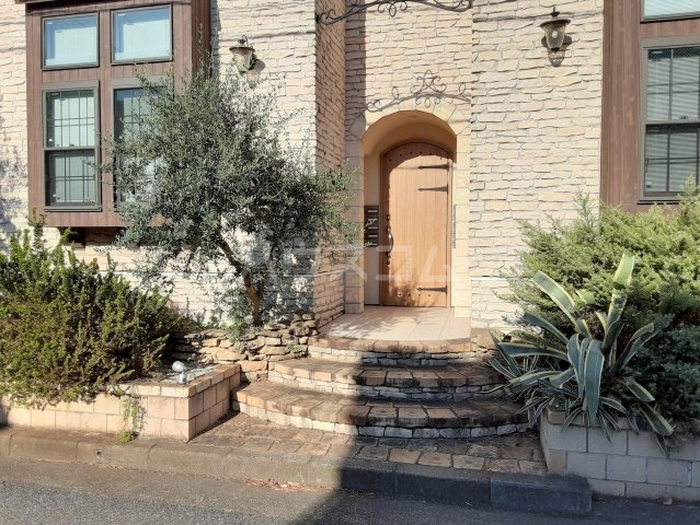 22/24 エントランス