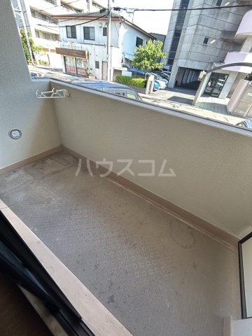 18/27 バルコニー