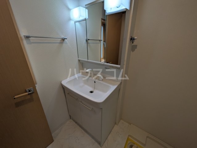 18/28 洗面