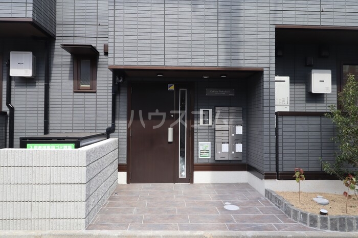 19/24 エントランス