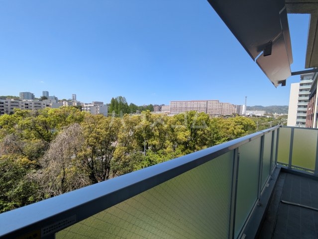 26/30 バルコニー