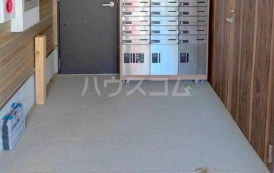 2/3 エントランス