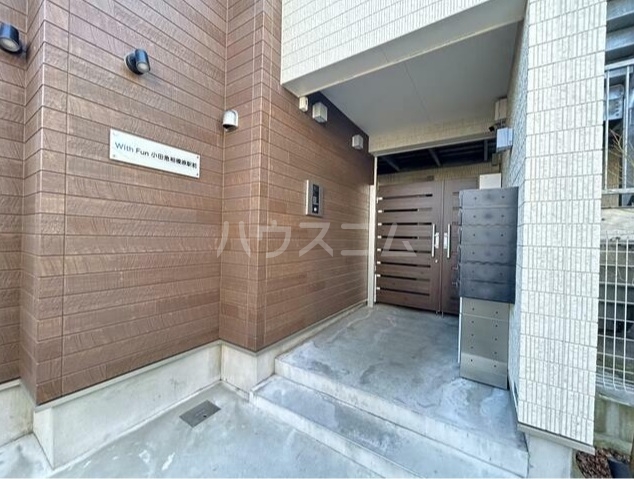 16/26 エントランス