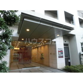 17/22 エントランス