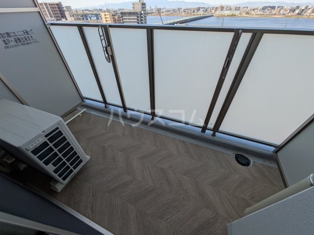 20/30 バルコニー