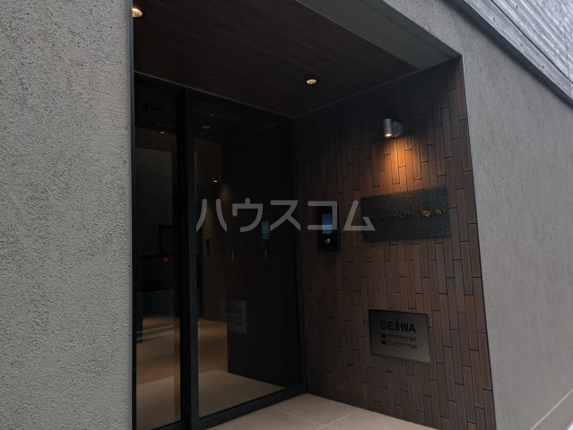 15/26 エントランス