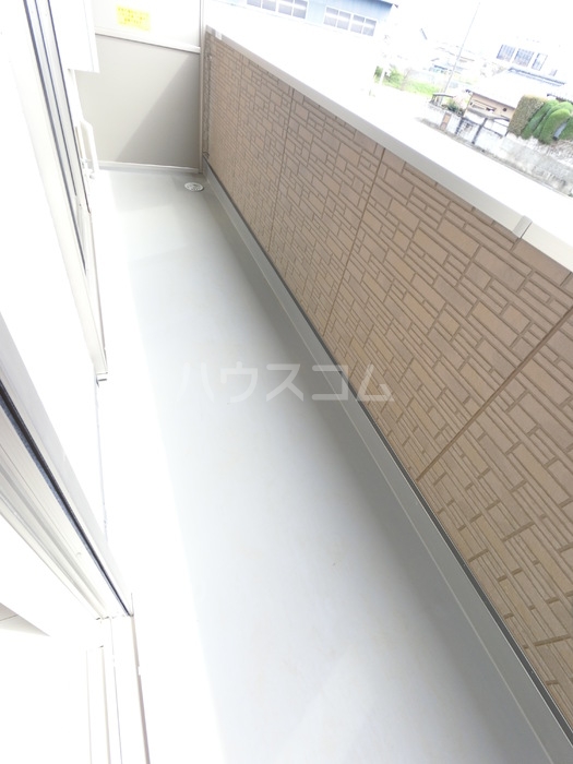 13/22 バルコニー