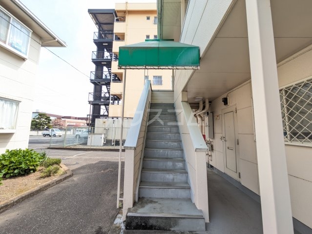 15/24 エントランス