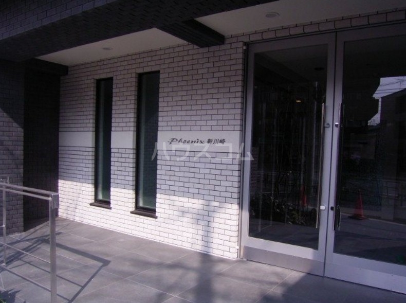 13/13 エントランス