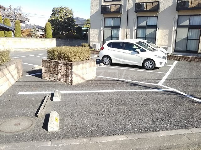 16/26 駐車場