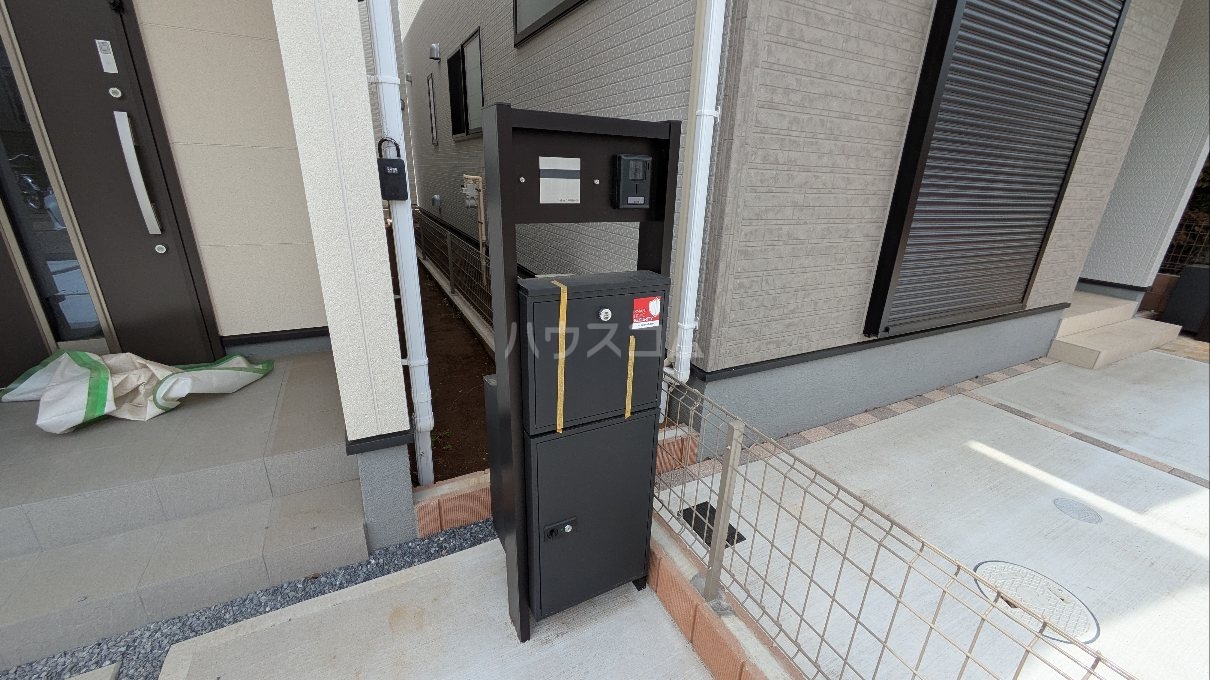 20/22 エントランス