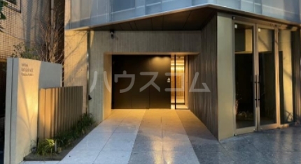 16/18 エントランス