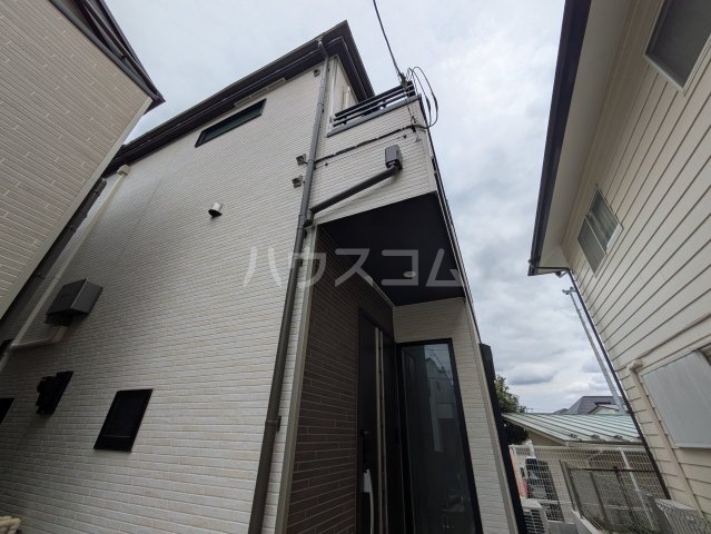 2/10 外観