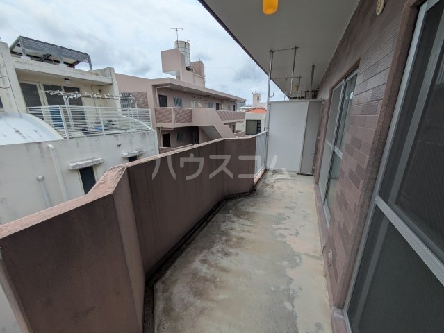 13/21 バルコニー