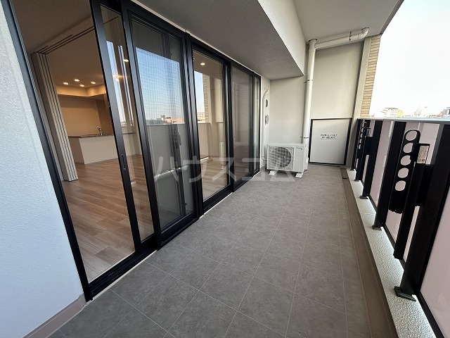 22/30 バルコニー