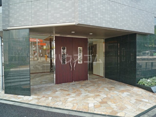 14/21 エントランス