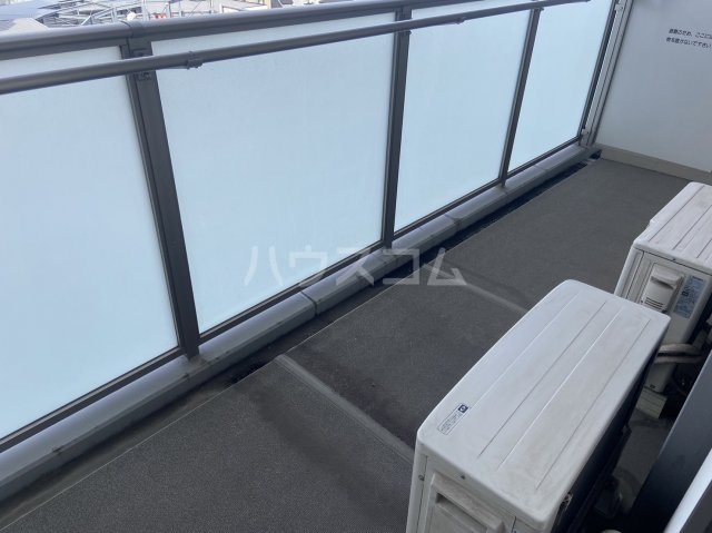 18/28 バルコニー