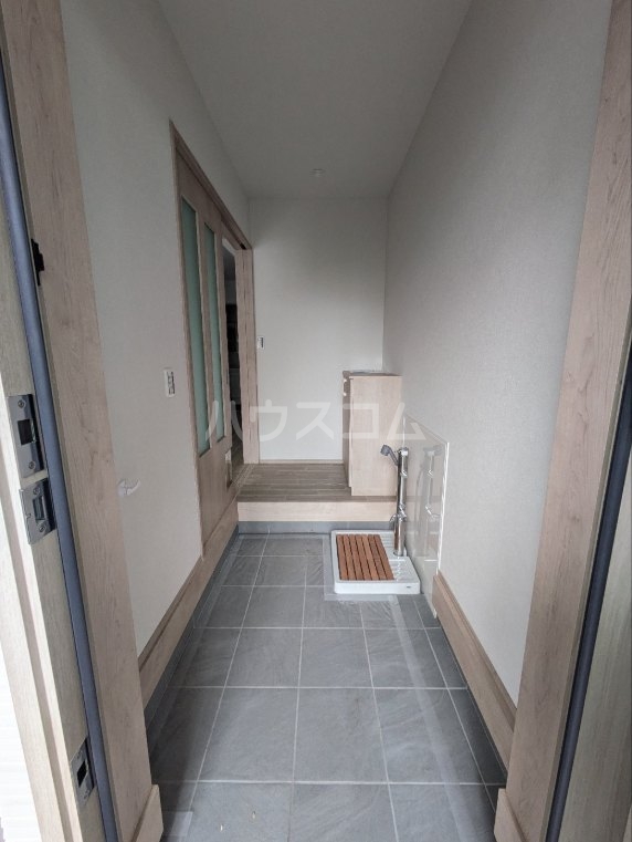 13/30 玄関