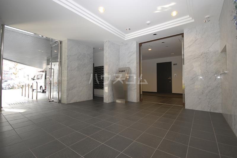 17/28 エントランス