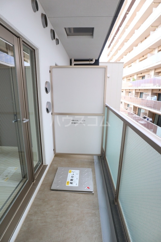 16/27 バルコニー