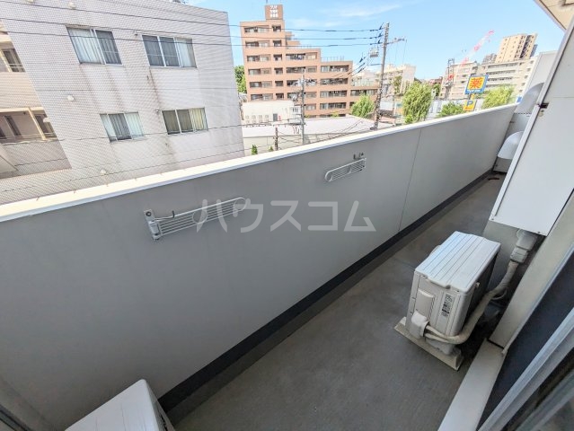 20/30 バルコニー