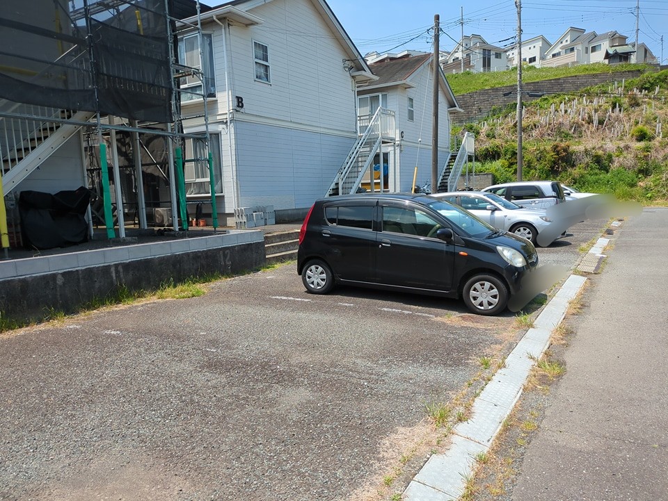 23/30 駐車場