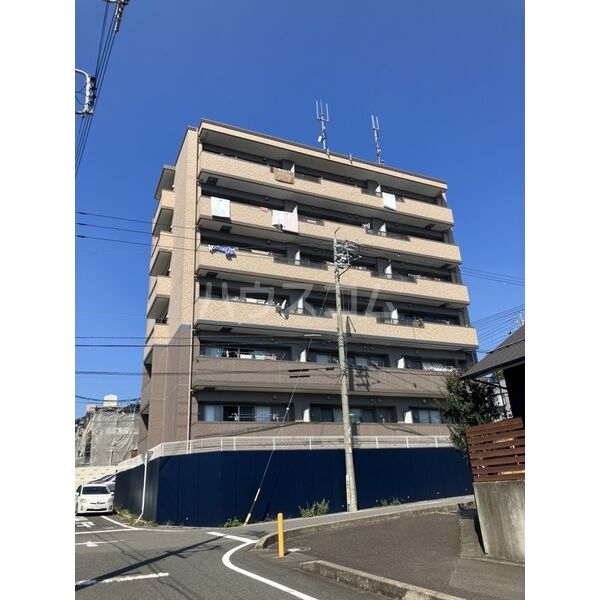 29/30 エントランス