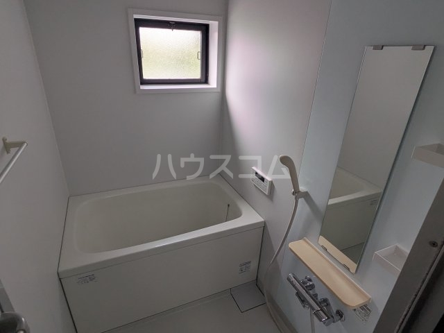 14/22 浴室