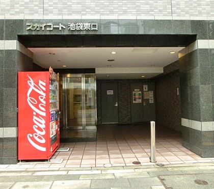 16/20 エントランス