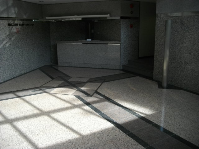 20/25 エントランス