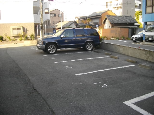 21/25 駐車場