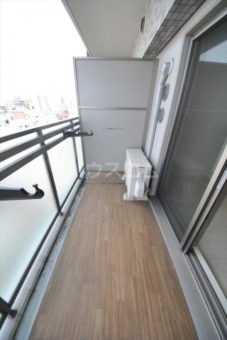 17/30 バルコニー